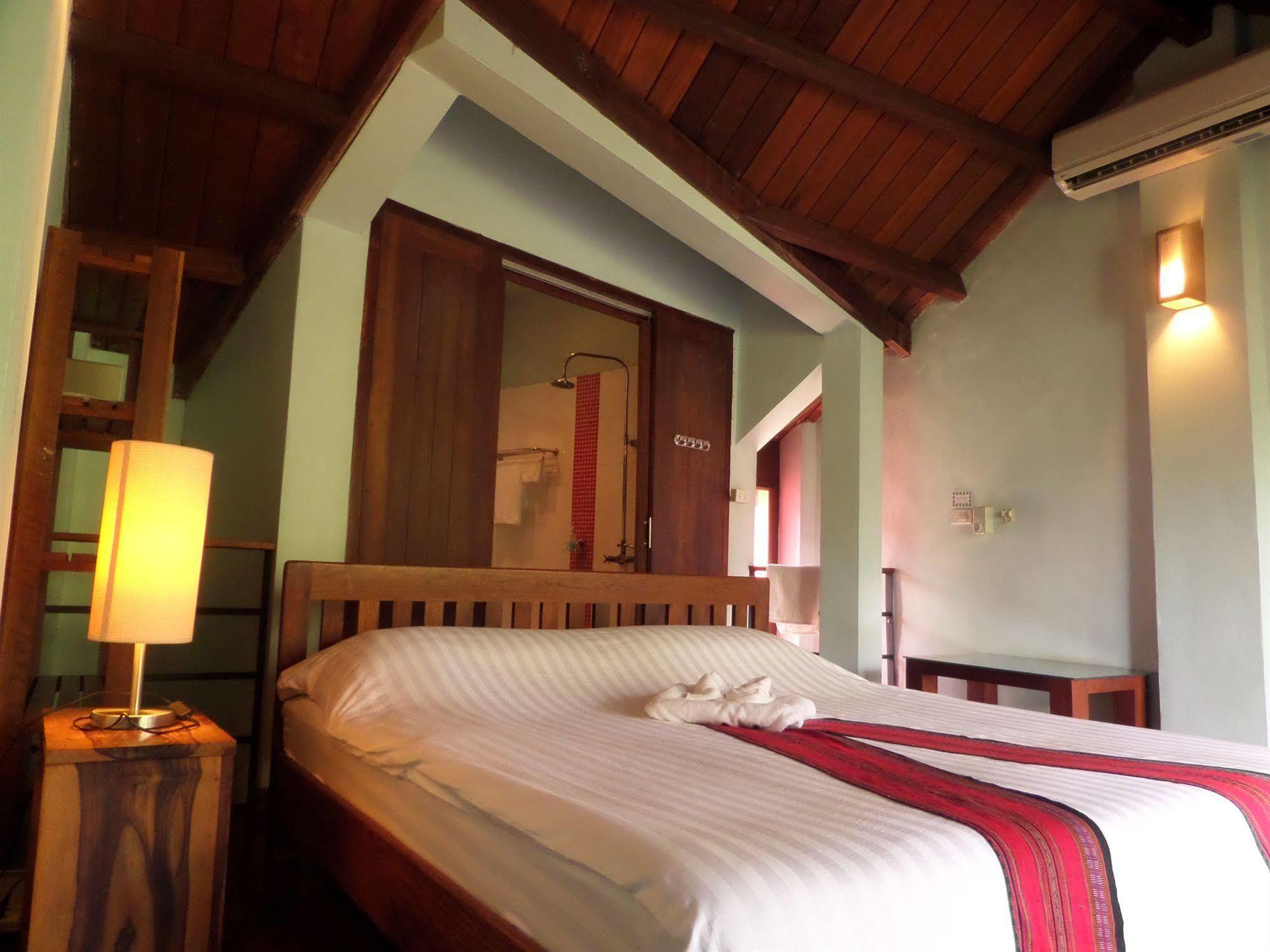 Residence Bassac Champassak Extérieur photo